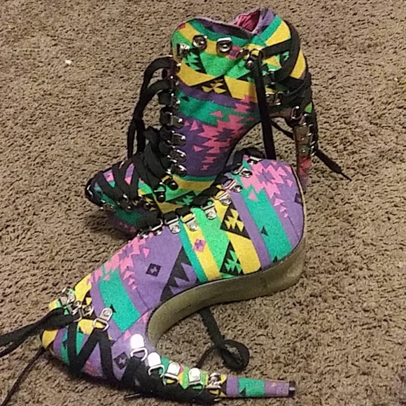 Shoes - Picture 3 of 3